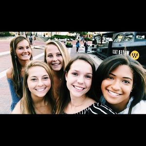 Meet your Posher, Gabby